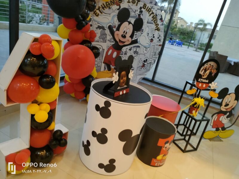 Micky Mouse Candy Table