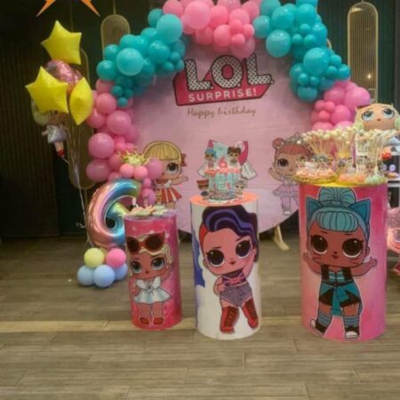 LoL Surprise Candy Table