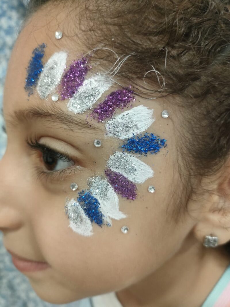 Make up (For 25 Girl)